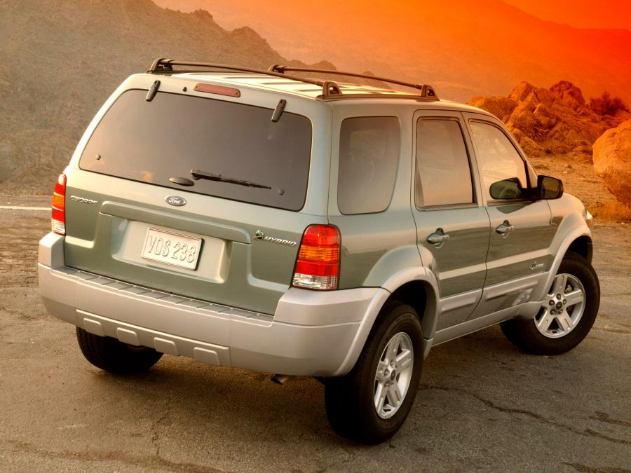  Ford Escape Hybrid 2004 года  (фото 24 из 37)